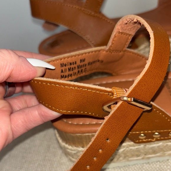 CUSHIONAIRE Women's Melissa Espadrille Platform Wedge Sandal - Picture 6 of 7